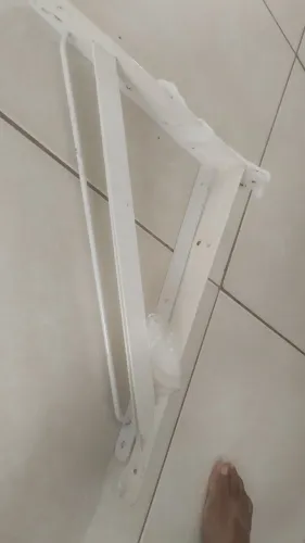 Suporte de ferro para partileiras