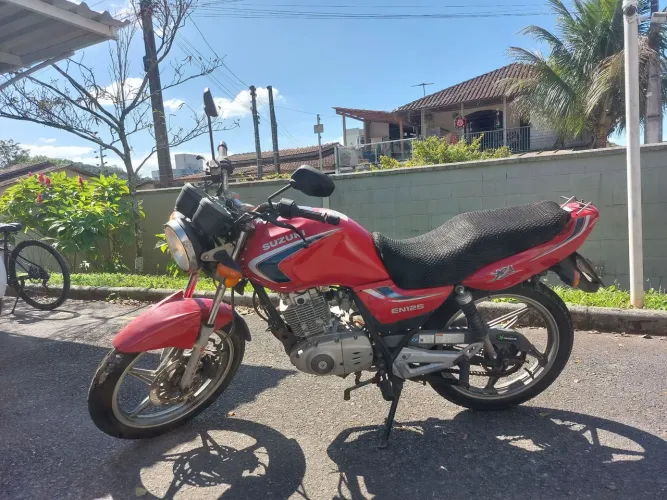 Vendo moto suzuki yes en 125