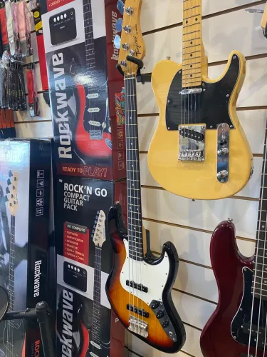 Baixo 4 cordas Tagima jazzbass tw 73