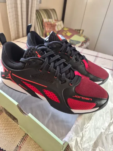 Tênis Nike Air Jordan Heir (Black Infrared 23)