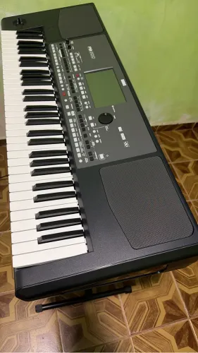 Teclado pa600 um mês de uso só em casa novinho
