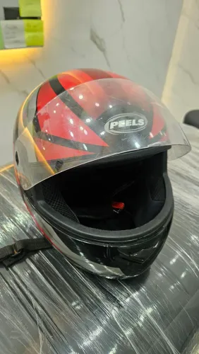 Capacete