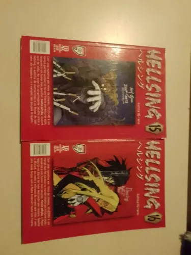 Mangá Hellsing volumes 15 e 16