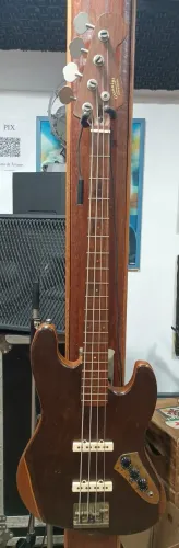 Baixo Jazz Bass Giannini AE08s