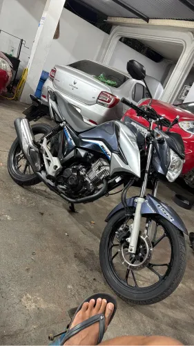 Titan 160 2022 em ótimo estado