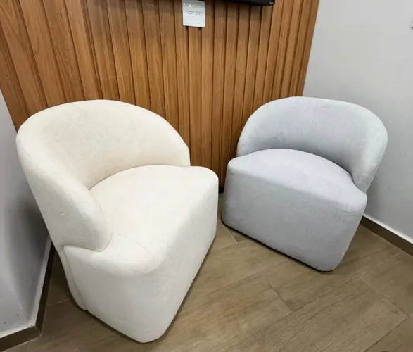 Poltrona Decorativa Victoria D33 Produto Novo