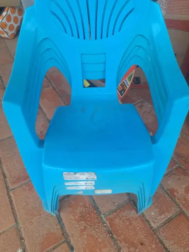 4 Cadeiras Plásticas Infantil - Azul