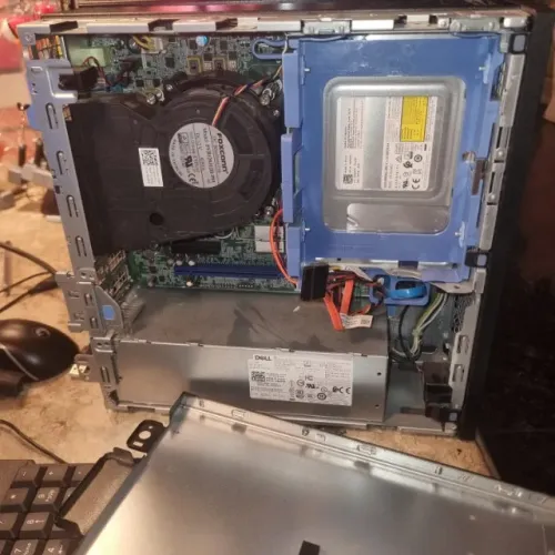 Computador Dell OptiPlex 7070 - i5 9500 9ª , 6 núcleos, 3.0GHz, 8GB DDR4, 