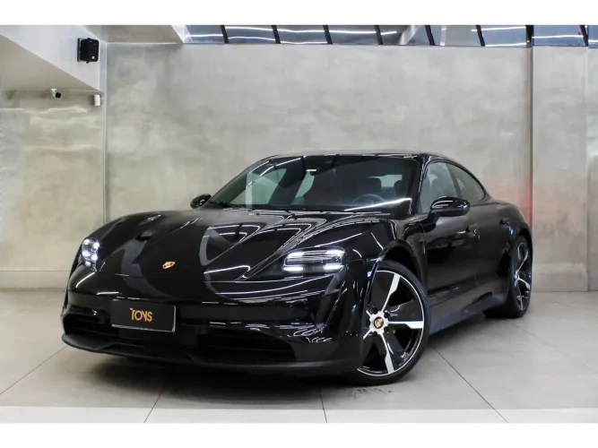 Porsche Taycan (elétrico) 2022