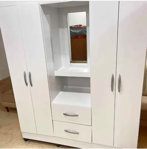 Guarda roupa novo