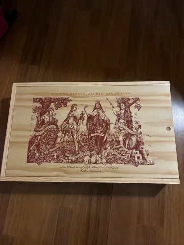 Caixa de madeira vinho Catena Zapata Malbec Argentino