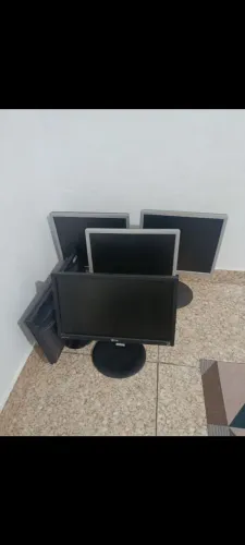 Monitor 100 reais cada