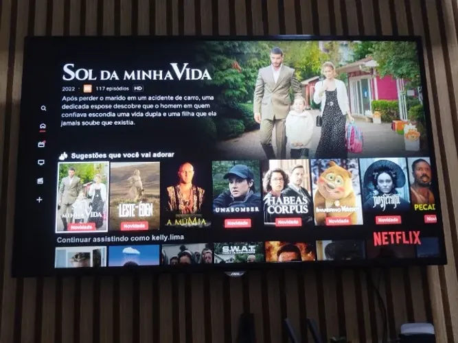 Vendo TV 43 polegadas 