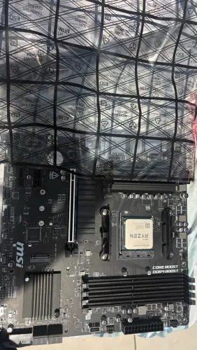 Kit upgrade AMD Ryzen 5 5600gt, b550m msi, 2x 8gb ddr4 + ssd wd green 500gb