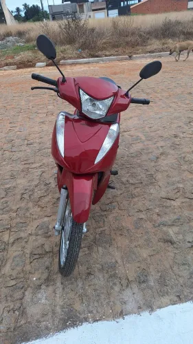 Moto de mulher de procedência so vendo pra transferir na hora