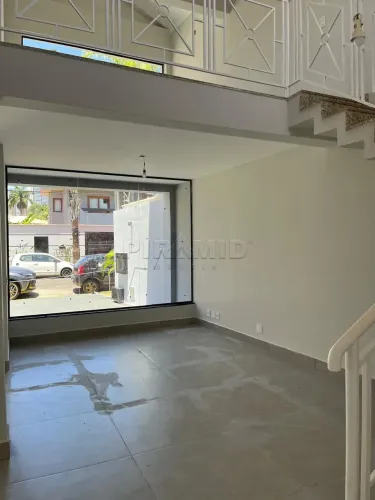 Salão comercial com 253,61m², bairro Condomínio Itamaraty, Zona Sul de Ribeirão Preto/SP.