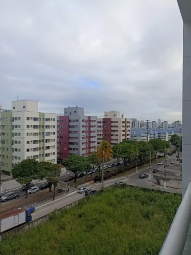 Alugo excelente apartamento condomínio incluso na praia de Itaparica 2.400 reais Ed caledo