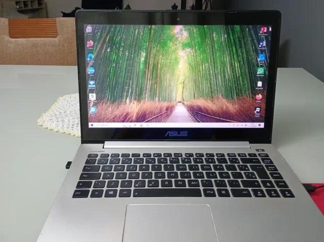 Notebook Asus i3