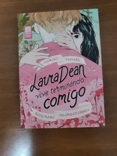 Laura Dean vive terminando comigo + marca página
