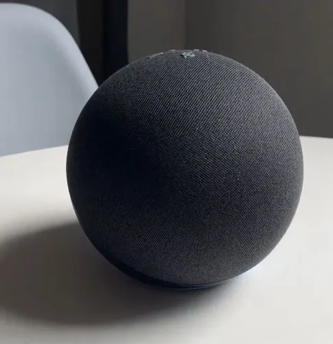 Alexa Amazon Echo Dot Assistente Virtual Portugues Cor Charcoal