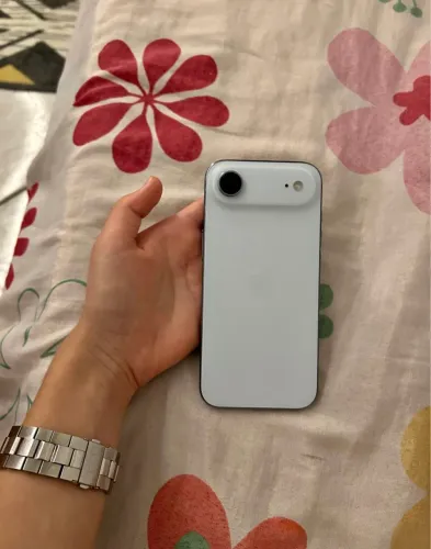 iPhone 17 Air 256G gold