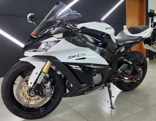Kawasaki Ninja ZX10R 2014