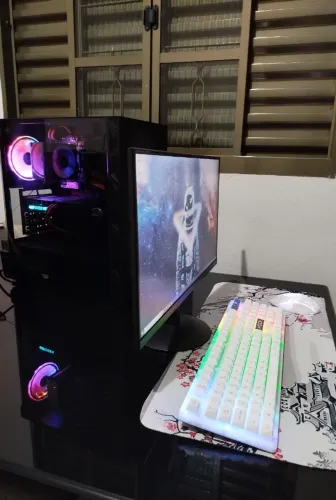 PC Gamer Completo + Monitor 120Hz 21,5': R5 5600 / RTX 3050 / 16GB / ? + Periféricos