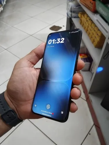 Vendo celular , Motorola fusion 70 , 256 gb . Novinho 2 meses de uso
