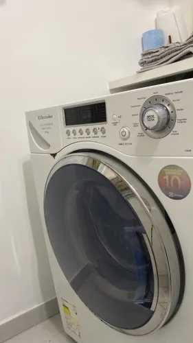 Máquina lava e seca