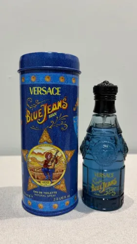 Perfume da marca VERSACE 75 ML Original