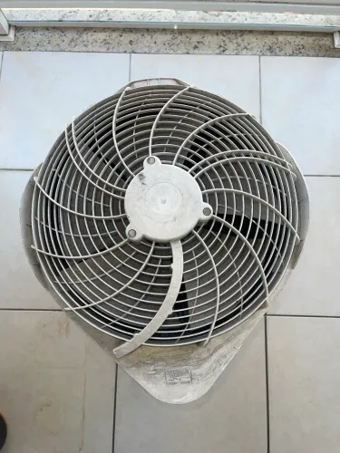 Ar-Condicionado Split 18.000 BTUs Midea 220V Funcionando - Ótimo Preço!