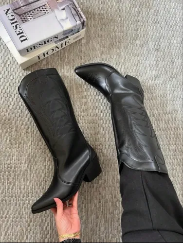 Bota Texana cano alto feminina, salto grosso