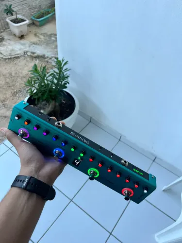 Pedaleira M-Vave Tank G