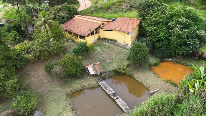 Chácara em Itu, com lago e Nascente Particular, Oportunidade!
