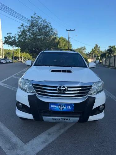 Toyota Hilux SW4 SRV D4-d 4X4 3.0 TDI Dies. AUT 2014