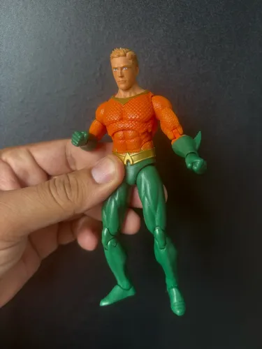 DC Incons - Figura de 6 polegadas da Liga da Justiça (Aquaman)