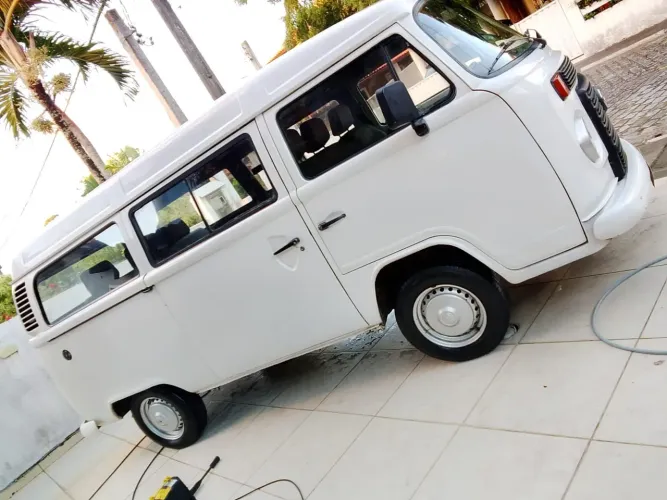 Volkswagen Kombi Standard 1.4 MI Total Flex 8V 2009