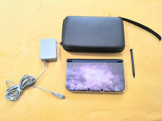 NINTENDO NEW 3DS XL GALAXY STYLE EDITION DESBLOQUEADO 
