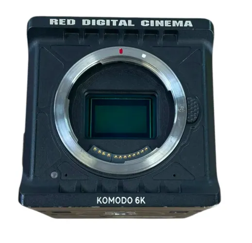 Red Komodo 6K Digital Camera Body RF Mount | 336 Horas<br>R$:16.990