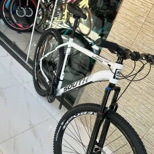 Bicicleta aro 29 toda zerada e toda certinha