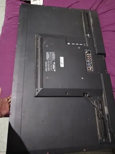 Vendo TV semp de 42 apenas não ta ligando