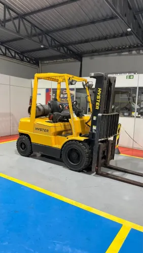 Manutenção e assistência técnica em empilhadeira