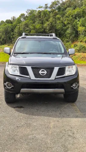 Nissan Frontier SV At.cd 4X4 2.5 TB Diesel Mec. 2014