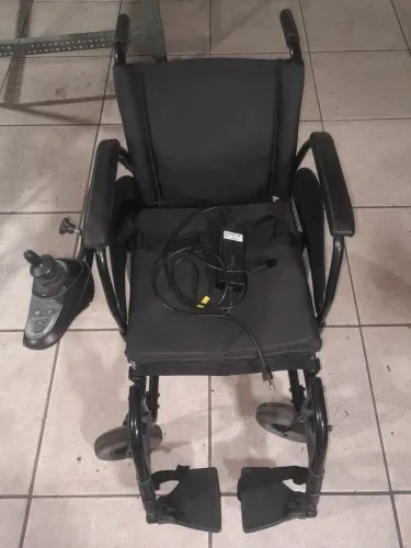 Cadeira de rodas elétrica ORTOBRAS