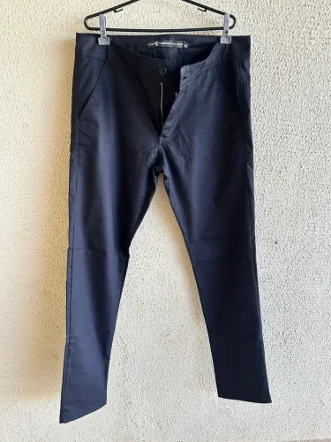 Calça masculina nova