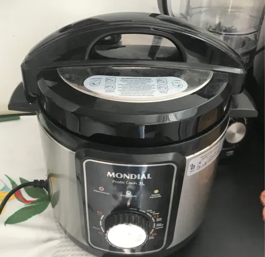 Panela de Pressão Elétrica Mondial