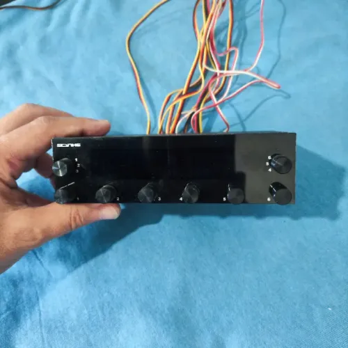 Controlador de Fan e Temperatura da Scythe 6 canais - Kaze Master Pro - seminovo