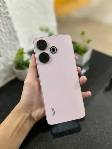VENDO REDMI 13 EM ÓTIMO ESTADO ! 