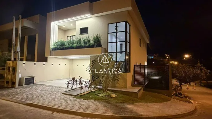 Atlantica Imóveis tem excelente Casa à Venda em Cabiúnas, Macaé/RJ