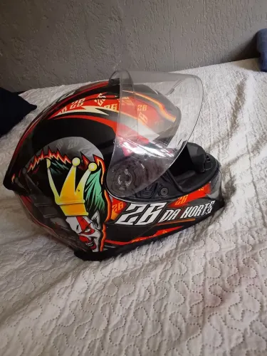 Capacete